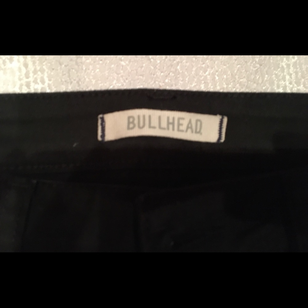 Shorts - Picture 3 of 4